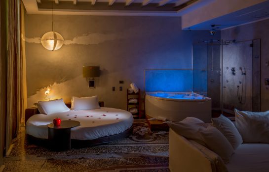 Suite Sistina for Lovers