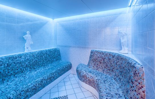 Oliven-& Genusshotel Hirzer