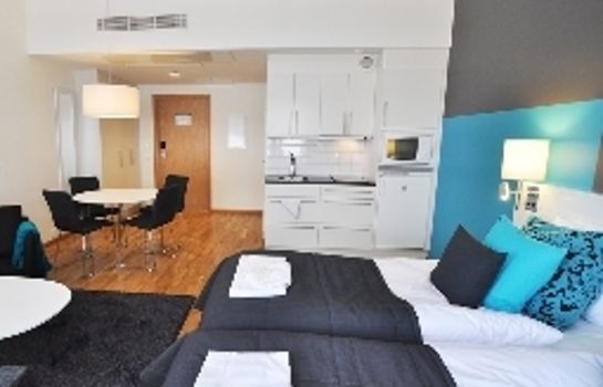 Sky Hotel & Apartments