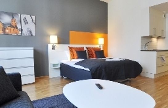 Sky Hotel & Apartments