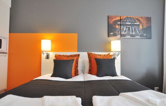 Sky Hotel & Apartments
