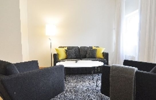 Sky Hotel & Apartments
