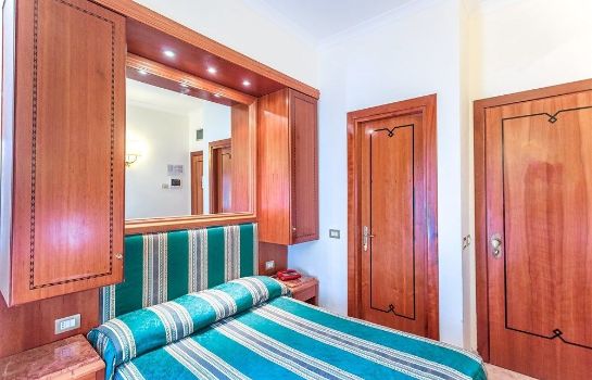 Raeli Hotel Regio