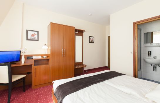 Hotels Near Center Stage Leverkusen Studiobuhne Leverkusen