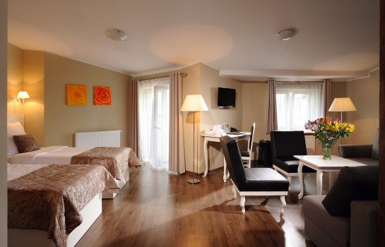 Leone Aparthotel