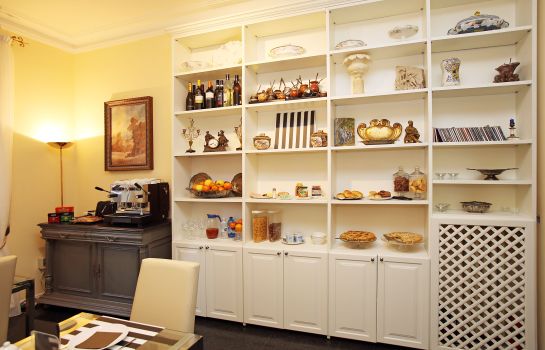 Amica Roma B&B