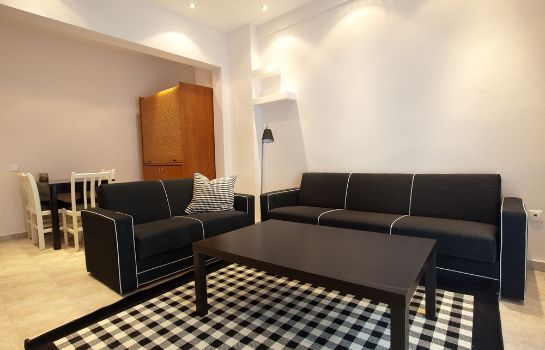 Colors Rooms & Apartments