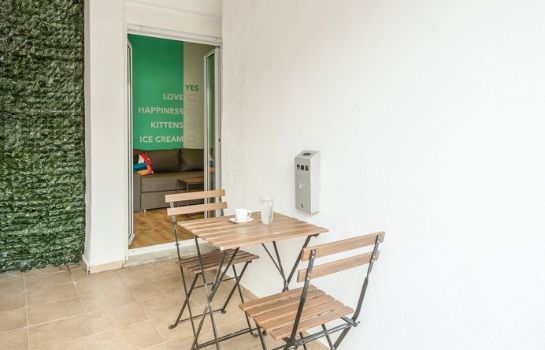 Colors Rooms & Apartments