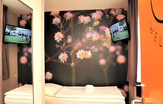 Tourist Inn Budget Hotel - Hostel