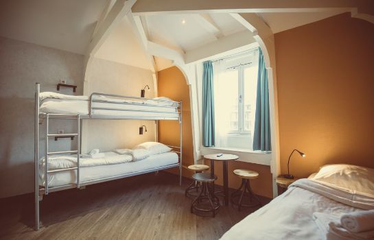 Tourist Inn Budget Hotel - Hostel