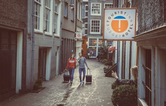 Tourist Inn Budget Hotel - Hostel