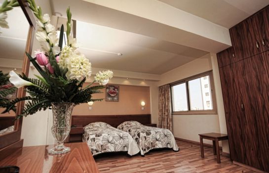 Elysso Hotel