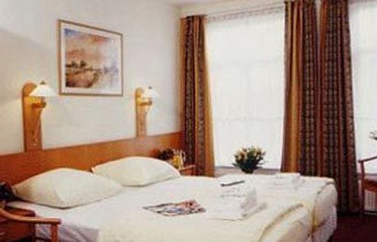 Amsterdam Hostel Uptown
