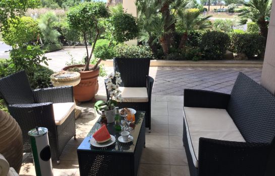 Green Park Hotel