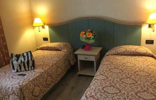 Green Park Hotel