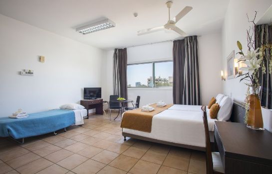 Costantiana Beach Hotel Apartments