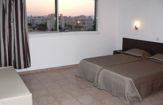 Costantiana Beach Hotel Apartments