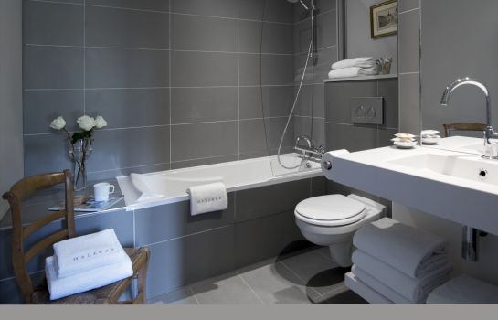 Suites & Hotel Helzear Champs Elysees Apartments