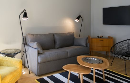 Suites & Hotel Helzear Champs Elysees Apartments