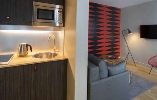 Suites & Hotel Helzear Champs Elysees Apartments