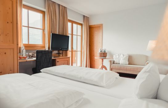 Im Tiefenbrunn Gardensuites & Breakfast