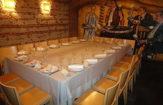 Hostal Albany
