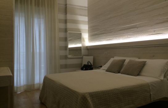 Mona Lisa Hotel