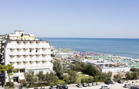 Hotel City Beach Resort