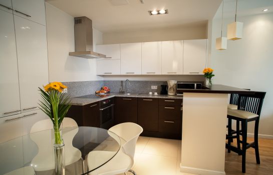 Platinum Towers E-Apartments