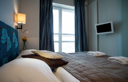 Platinum Towers E-Apartments