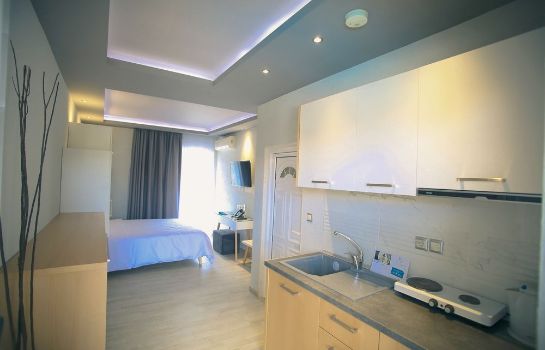 Royal Hotel