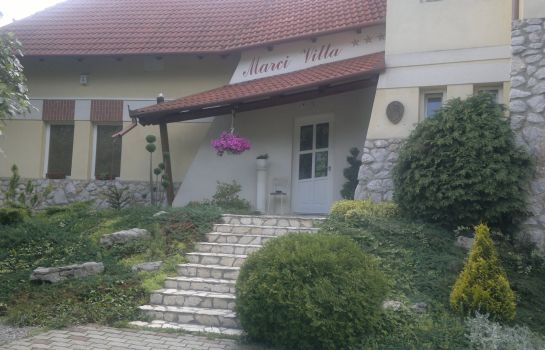 Marci Villa