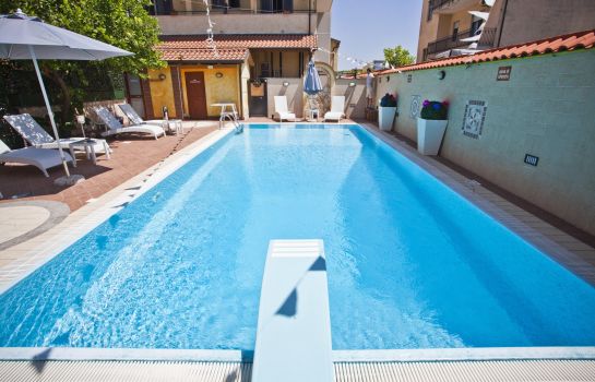 Smeraldo Hotel