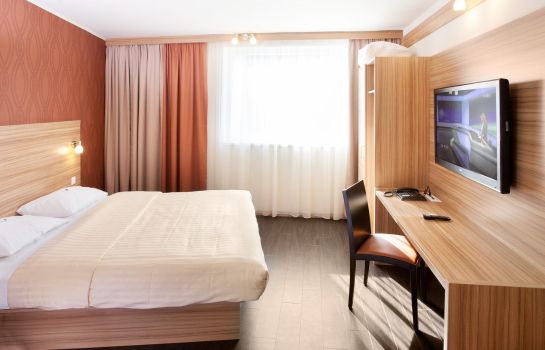 Star Inn Hotel Premium Dresden im Haus Altmarkt, by Quality