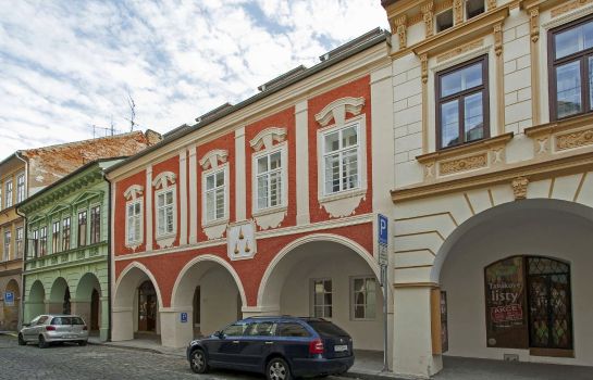 U Tří hrušek Suites & Apartments