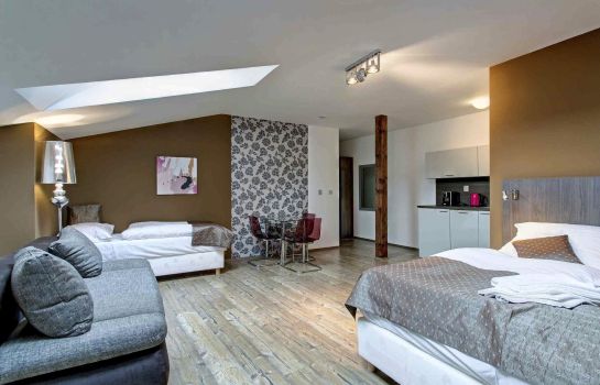 U Tří hrušek Suites & Apartments