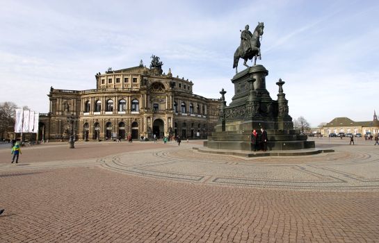 Star Inn Hotel Premium Dresden im Haus Altmarkt, by Quality