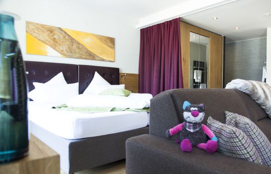 Anthony's Life & Style Hotel