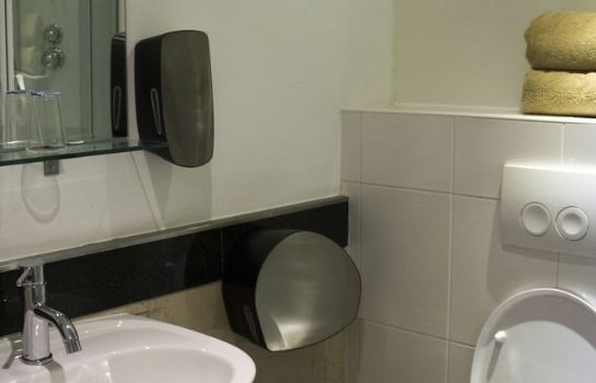 Floris Hotel