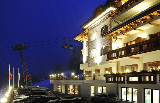 Kronplatz-Resort Berghotel Zirm