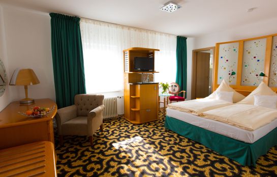 Hotel Goldene Henne