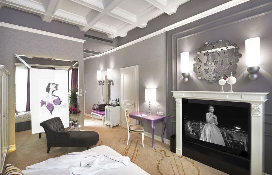 Aria Hotel Budapest by Library Hotel Collection