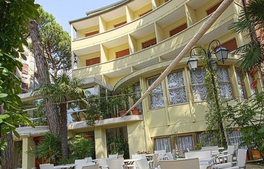 Hotel Luxor