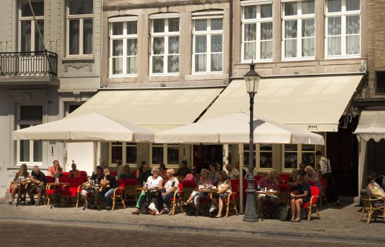 Le Theatre Hotel