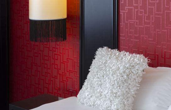 Le Theatre Hotel