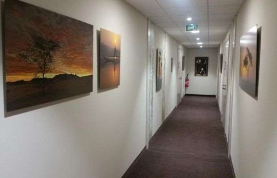 Brit Airport Club Hotel - Aéroport Bâle Mulhouse