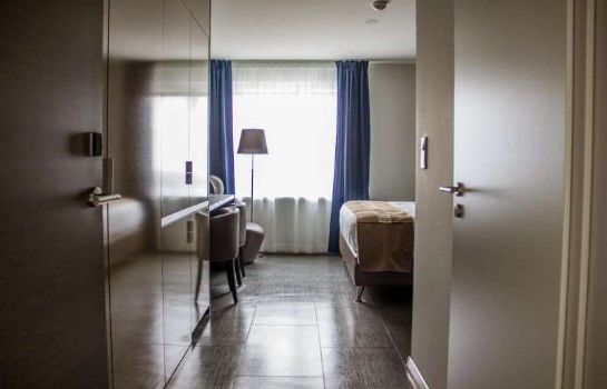 Brit Airport Club Hotel - Aéroport Bâle Mulhouse