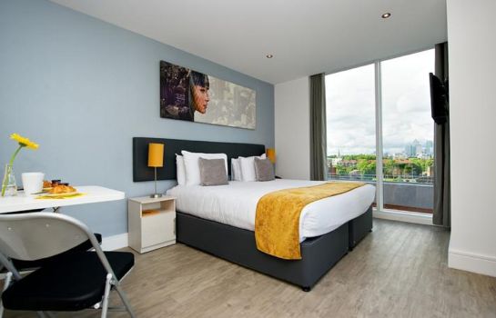 Staycity Aparthotels London Greenwich Deptford Bridge Station