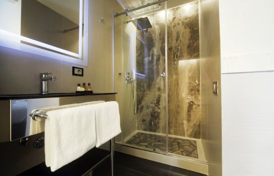 Mood Suites Tritone
