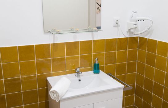 Lisbon Check-In Guesthouse